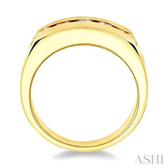 1 Ctw Round Cut Diamond Men's Band in 14K Yellow Gold