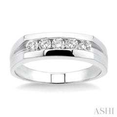 1/2 Ctw Channel Set Round Cut Diamonds Men's Band in 14K White Gold