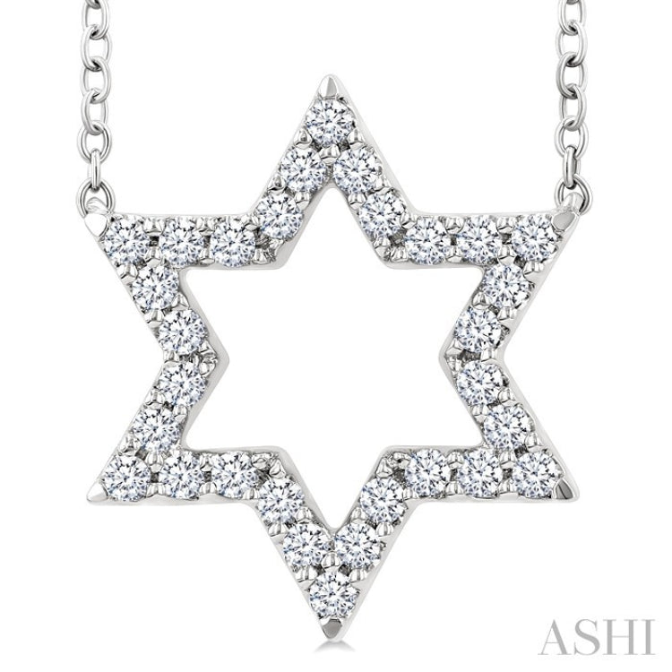 1/4 Ctw Star of David Round Cut Diamond Fashion Pendant With Chain in 14K White Gold