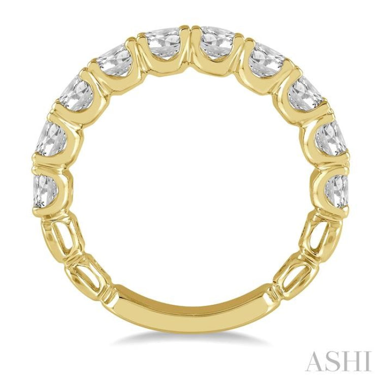 2 Ctw Lattice Round Cut Diamond Wedding Band in 14K Yellow Gold
