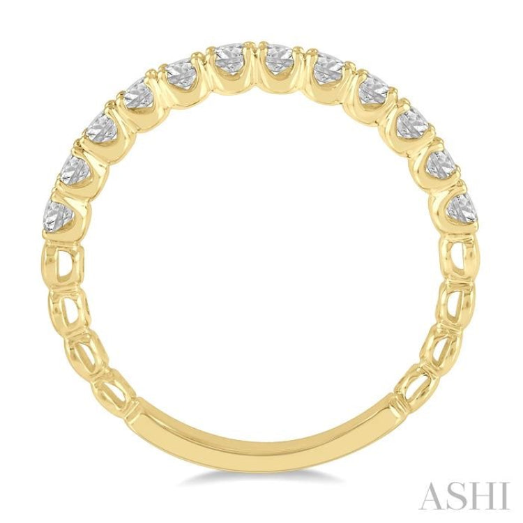 1/2 Ctw Lattice Round Cut Diamond Wedding Band in 14K Yellow Gold