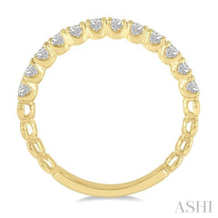 1/2 Ctw Lattice Round Cut Diamond Wedding Band in 14K Yellow Gold