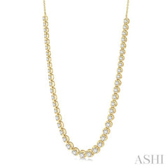 3 Ctw Round Cut Diamond Illusion Necklace in 14K Yellow Gold