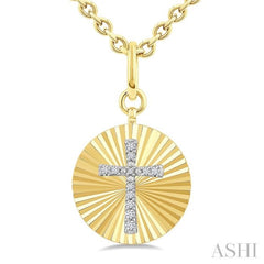 1/10 Ctw Latin Cross Round Cut Diamond Fluted Circle Medallion Pendant With Chain in Yellow Gold Vermeil