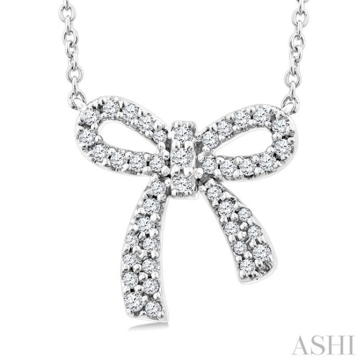 1/5 Ctw Bow Round Cut Diamond Petite Fashion Pendant With Chain in 10K White Gold