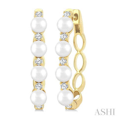 1/4 Ctw 4MM Cultured Pearl and Round Cut Diamond Fashion Hoop Earrings in 14K Yellow Gold