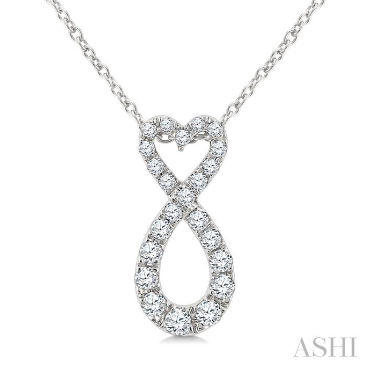 1/4 Ctw Heart Shape Round Cut Diamond Infinity Fashion Pendant With Chain in 10K White Gold