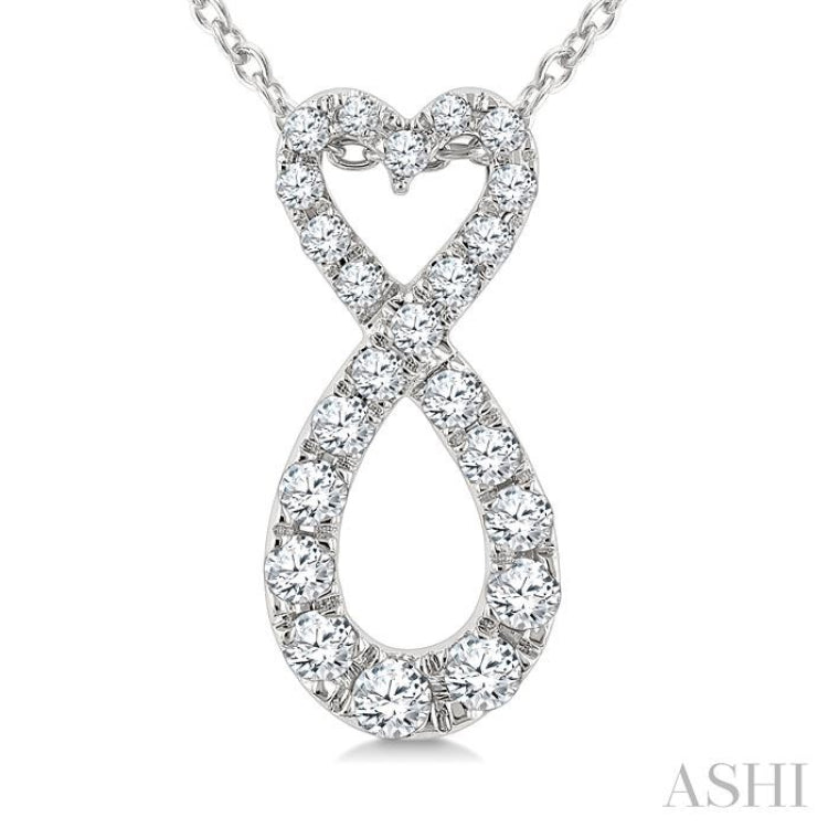 1/4 Ctw Heart Shape Round Cut Diamond Infinity Fashion Pendant With Chain in 10K White Gold