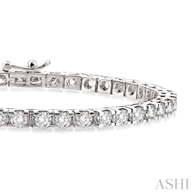 6 Ctw Square Shape Round Cut Diamond Tennis Bracelet in 14K White gold