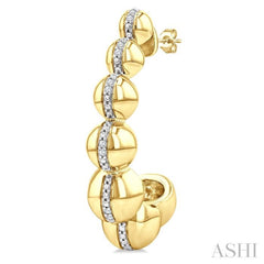 1/10 Ctw Bold Graduated Hemisphere Round Cut Diamond Fashion Half Hoop Earring in Yellow Gold Vermeil