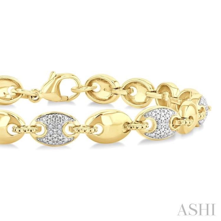 1/10 Ctw Bold Mariner Link Round Cut Diamond Fashion Bracelet in Yellow Gold Vermeil