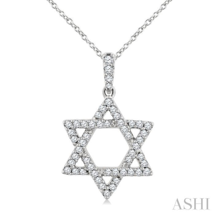 1/4 Ctw Star Of David Round Cut Diamond Fashion Pendant With Chain in 14K White Gold