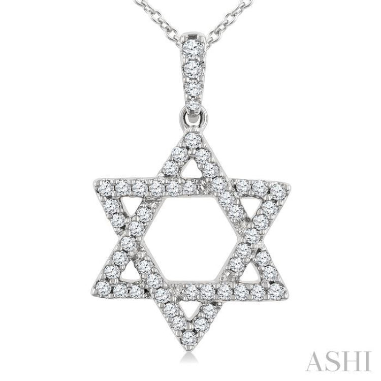 1/4 Ctw Star Of David Round Cut Diamond Fashion Pendant With Chain in 14K White Gold