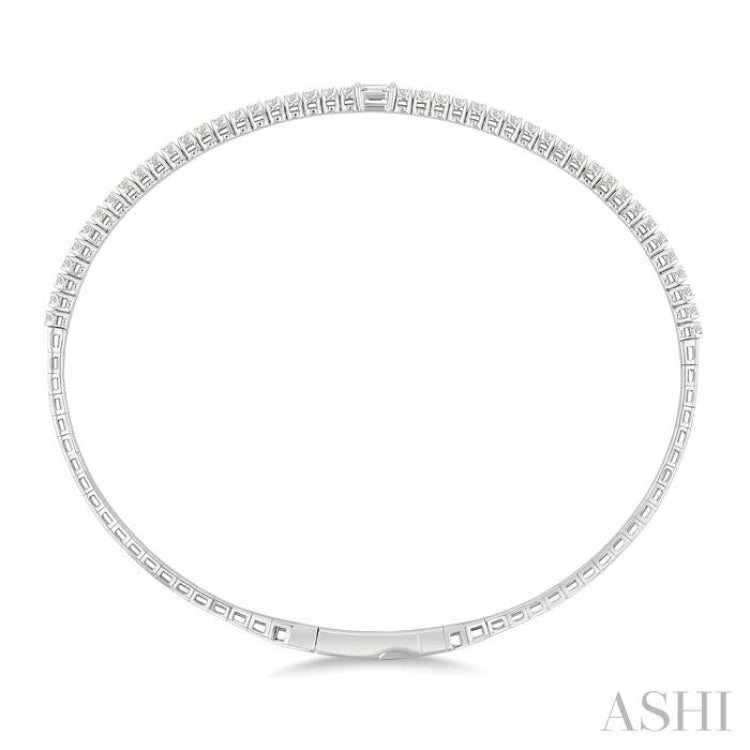 1/2 Ctw Halfway Baguette Center and Round Cut Diamond Flex Bangle in 14K White Gold