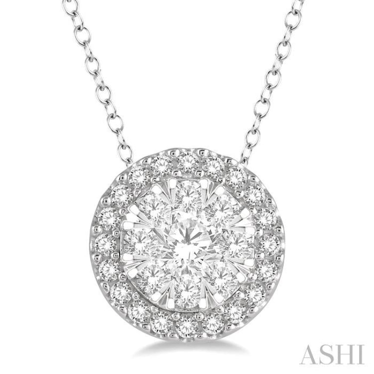 1/3 Ctw Lovebright Round Cut Diamond Pendant With Chain in 14K White Gold