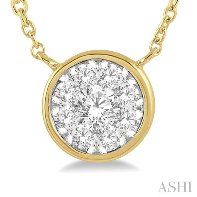 3/4 Ctw Round Shape Lovebright Diamond Pendant With Chain in 14K Yellow and White Gold