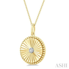 1/20 Ctw Round Fluted Medallion Round Cut Diamond Pirouette Pendant With Chain in Yellow Gold Vermeil
