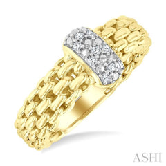 1/8 Ctw Bold Cable Chain Inspired Round Cut Diamond Fashion Ring in Yellow Gold Vermeil