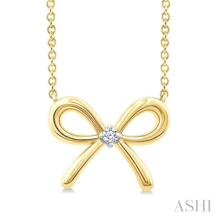1/50 Ctw Bow Round Cut Diamond Fashion Pendant With Chain in Yellow Gold Vermeil