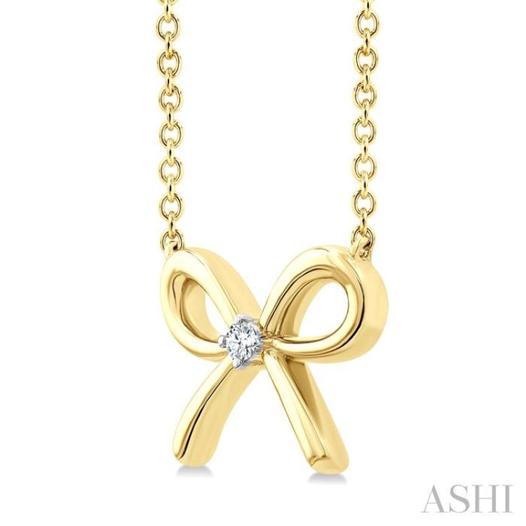 1/50 Ctw Bow Round Cut Diamond Fashion Pendant With Chain in Yellow Gold Vermeil