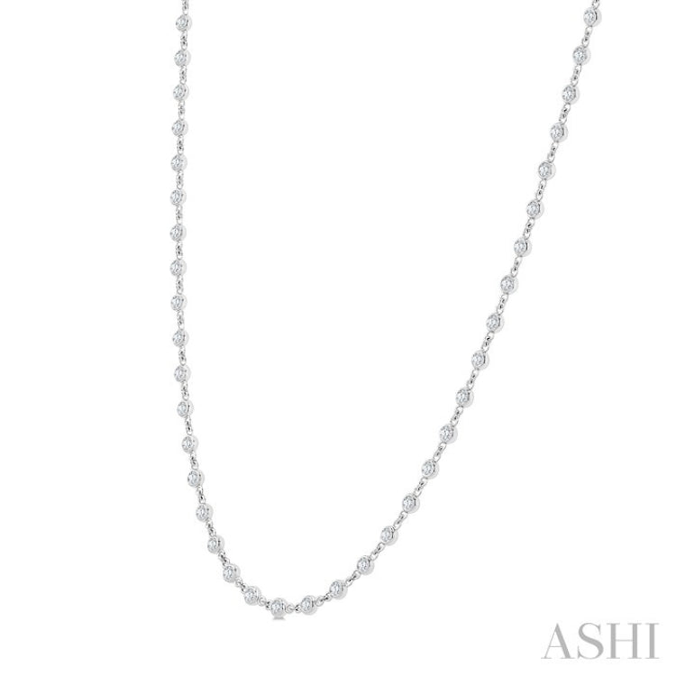 2 Ctw Bezel Set Round Cut Diamond Necklace in 14K White Gold