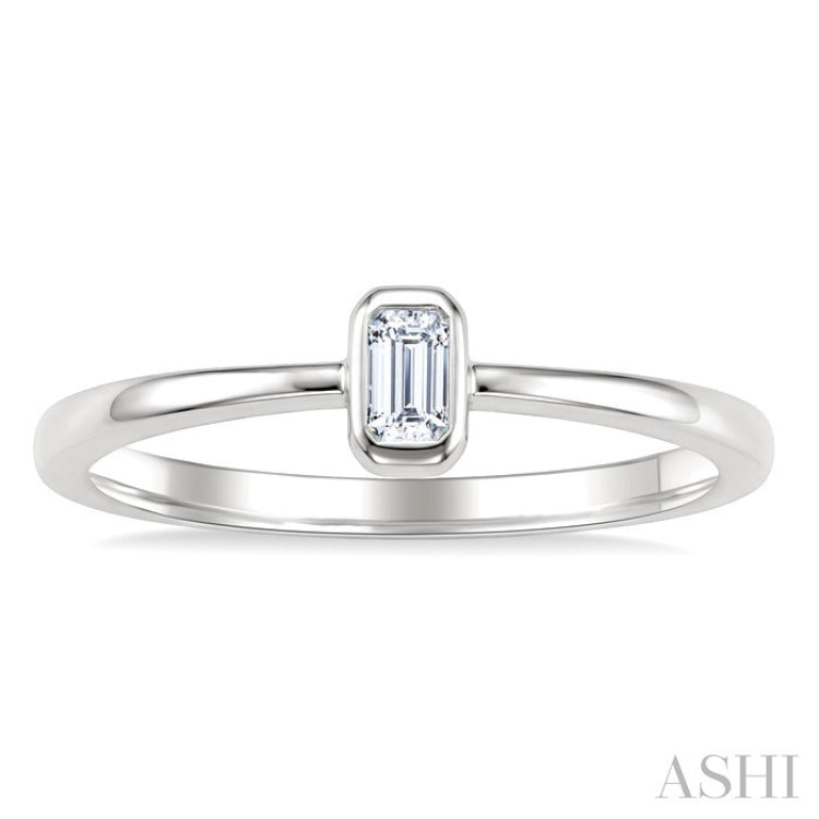 1/5 Ctw Bezel Set Octagon Cut Diamond Fashion Ring in 14K White Gold