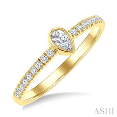 1/3 Ctw Bezel Set Pear and Round Cut Diamond Luna Bezel Fashion Ring in 14K Yellow Gold