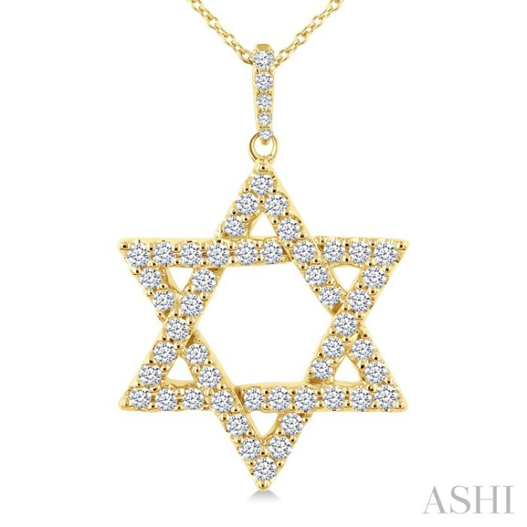 3/4 Ctw Star of David Round Cut Diamond Fashion Pendant With Chain in 14K Yellow Gold