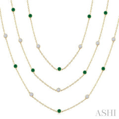 2.90 MM Round Shape Emerald and 2 3/4 Ctw Round Cut Diamond Precious Necklace in 14K Yellow Gold