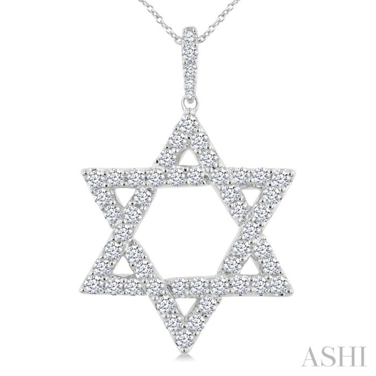 1 1/2 Ctw Star of David Round Cut Diamond Fashion Pendant With Chain in 14K White Gold
