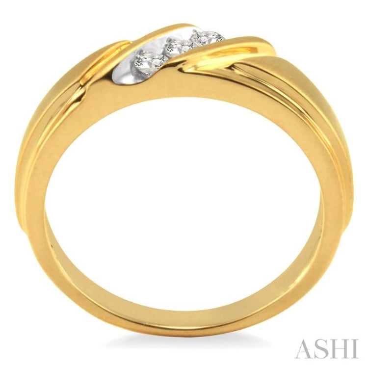 1/8 Ctw Round Cut Diamond Men's Band in 14K Yellow Gold