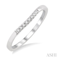 1/20 ctw Round Cut Diamond Wedding Band in 14K White Gold