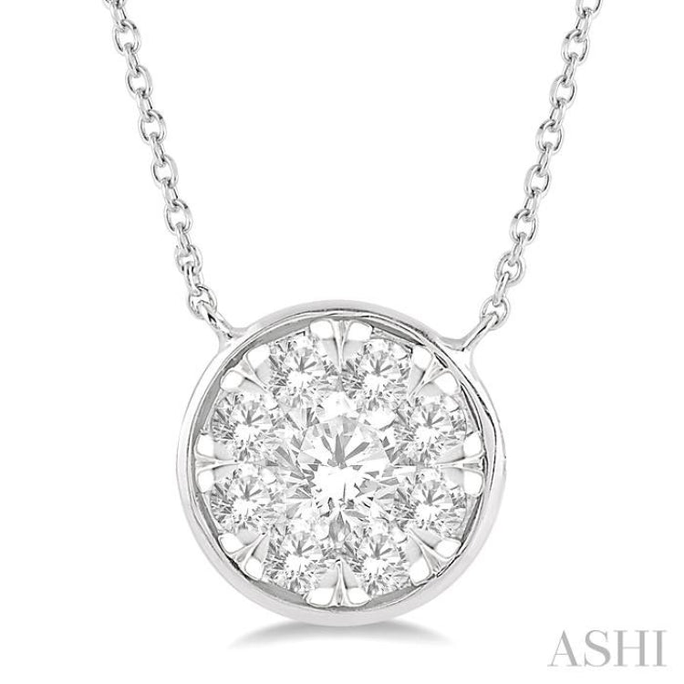 3/4 Ctw Round Shape Lovebright Diamond Pendant With Chain in 14K White Gold