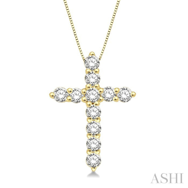 1/2 Ctw Round Cut Diamond Cross Pendant in 14K Yellow Gold with Chain