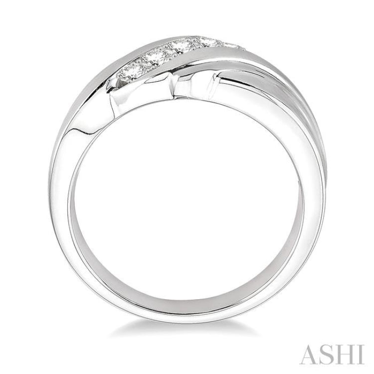 1/20 ctw Single Cut Diamond Men's Ring in Sterling Silver