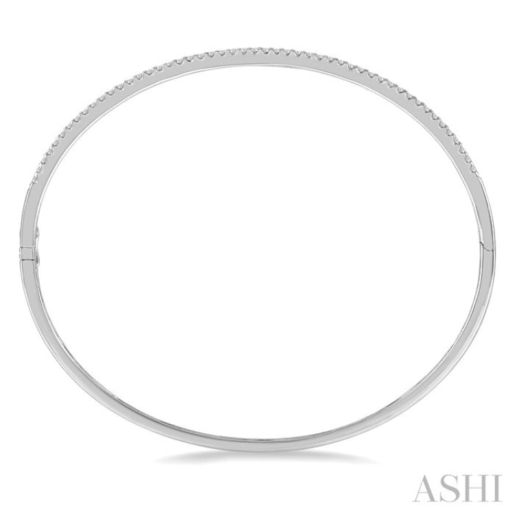 1/2 Ctw Slim Round Cut Diamond Bangle in 14K White Gold