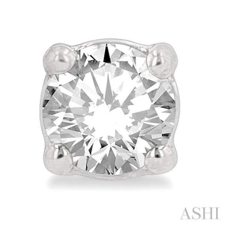 1/4 Ctw Round Cut Diamond Stud Earrings in 14K White Gold
