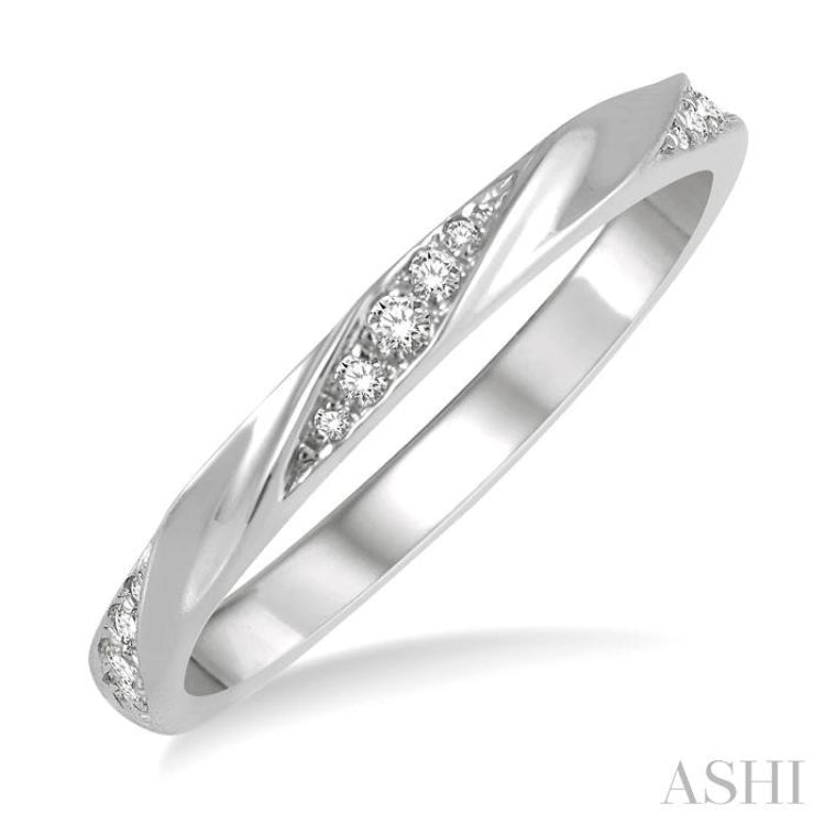 1/10 Ctw Pod Shape Grooves Round Cut Diamond Stackable Band in 14K White Gold