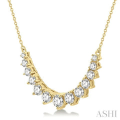 1 Ctw Graduated Round Cut Diamond Smile Necklace in 14K Yellow Gold