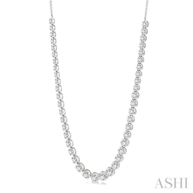 3 Ctw Round Cut Diamond Illusion Necklace in 10K White Gold