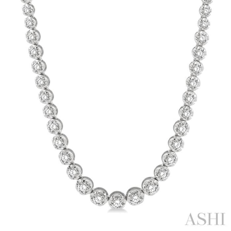 3 Ctw Round Cut Diamond Illusion Necklace in 10K White Gold
