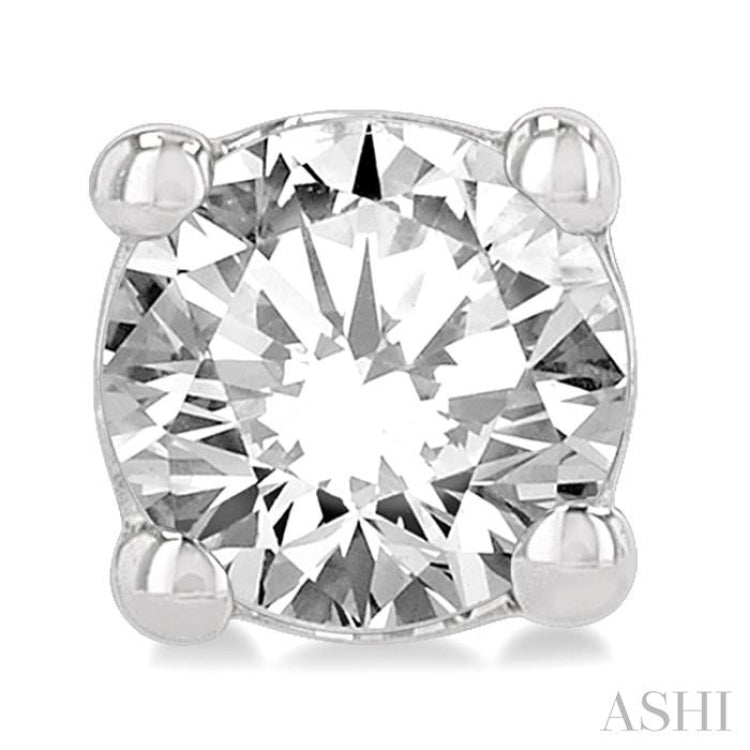 1/5 Ctw Round Cut Diamond Stud Earrings in 14K White Gold