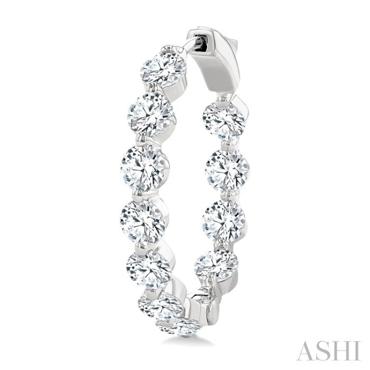 5 Ctw Inside-Out Single Prong Set Round Cut Diamond Hoop Earrings in 14K White Gold