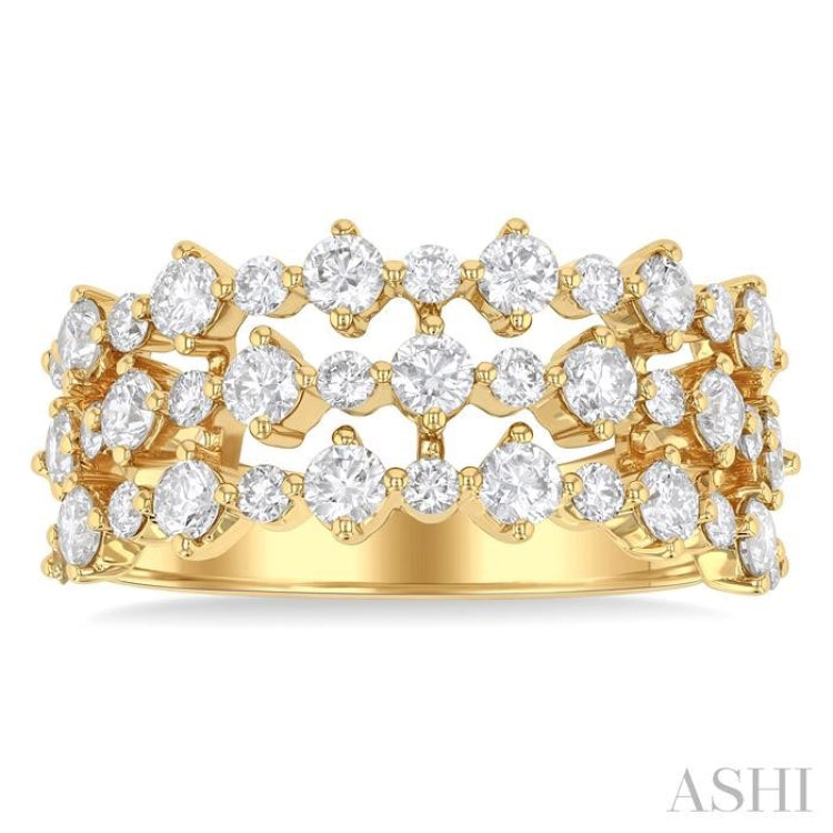 1 1/2 Ctw Triple Row Round Cut Diamond Fashion Band in 14K Yellow Gold