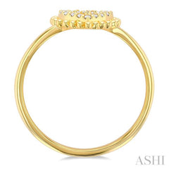 1/10 Ctw Petite Heart Round Cut Diamond Stackable Fashion Ring in 10K Yellow Gold