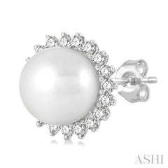 5.5 MM Round Shape Cultured Pearls and 1/6 Ctw Petite Sunflower Round Cut Diamond Fashion Stud Earrings in 10K White Gold