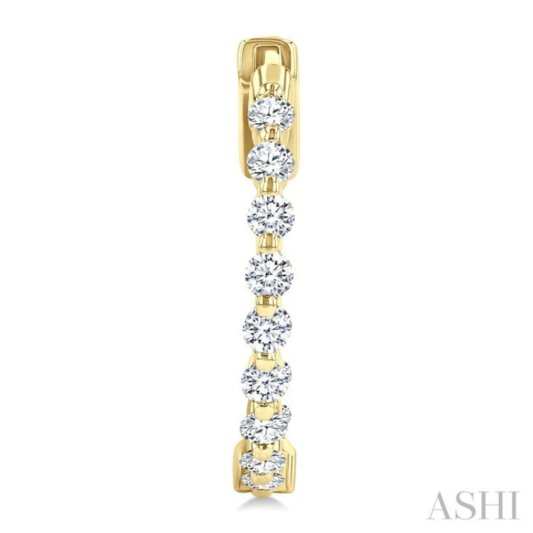 1 Ctw Inside-Out Single Prong Set Round Cut Diamond Hoop Earrings in 14K Yellow Gold