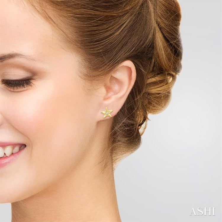 1/20 Ctw Sea Life Petite Starfish Round Cut Diamond Fashion Stud Earrings in 10K Yellow Gold