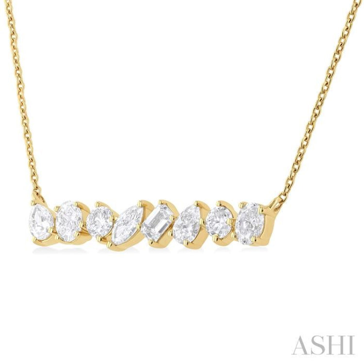 1 1/10 Ctw Scatter Multi Cut Diamond Fashion Necklace in 14K Yellow Gold