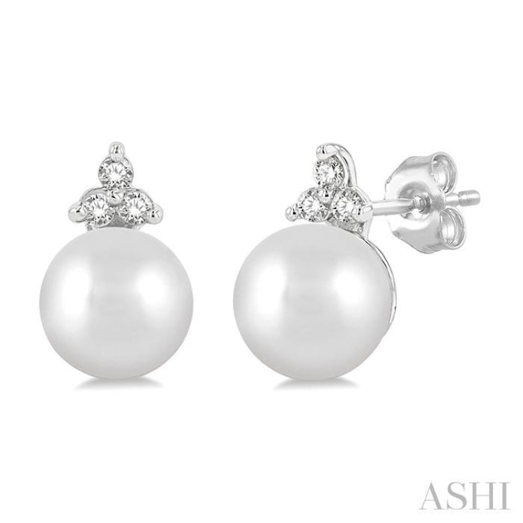 5.5 MM Round Cut Cultured Pearl and 1/20 Ctw Petite Round Cut Diamond Fashion Stud Earrings in 10K White Gold